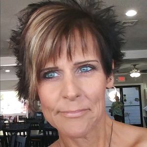 Meet your Posher, Kathryn